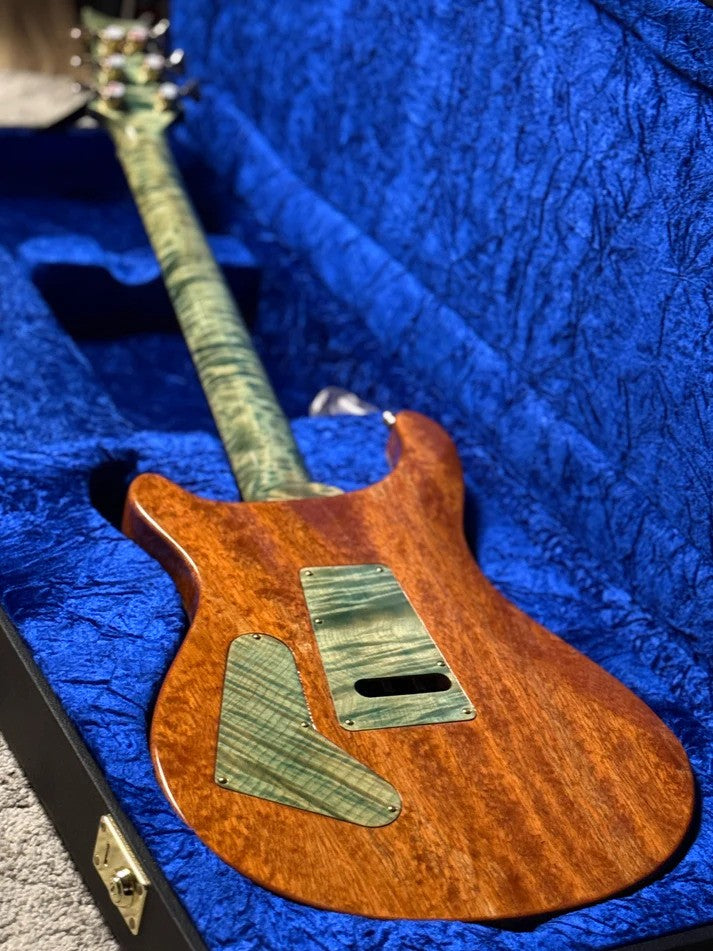 SLX Imperial 24 HH with 5A Solid Flame Top in Trampas Green with Gold Hardware