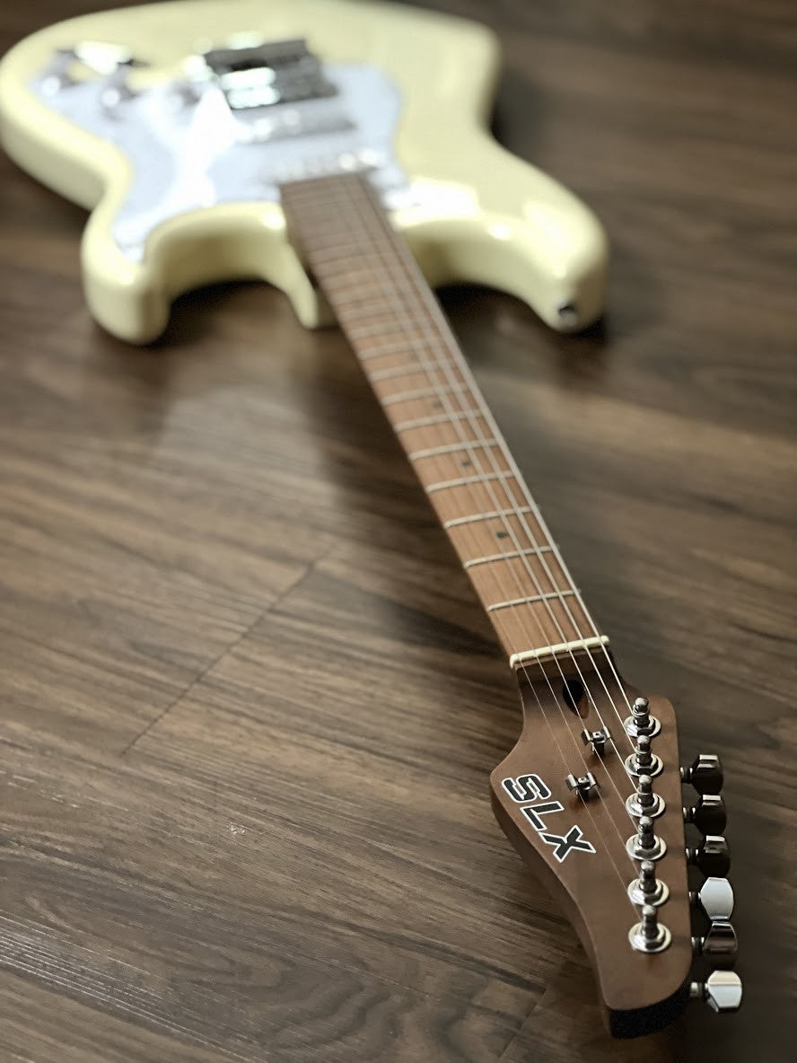 SLX Hawk Classic Lite 22 HSS in Vintage White with Roasted Maple FB