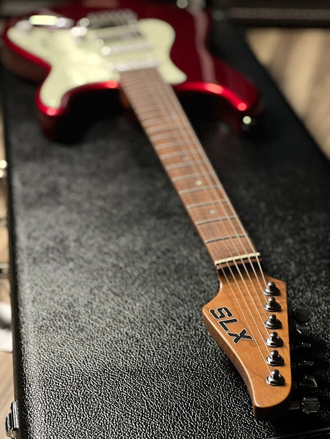SLX Hawk Classic 22 HSS in Candy Apple Red with Roasted Maple FB