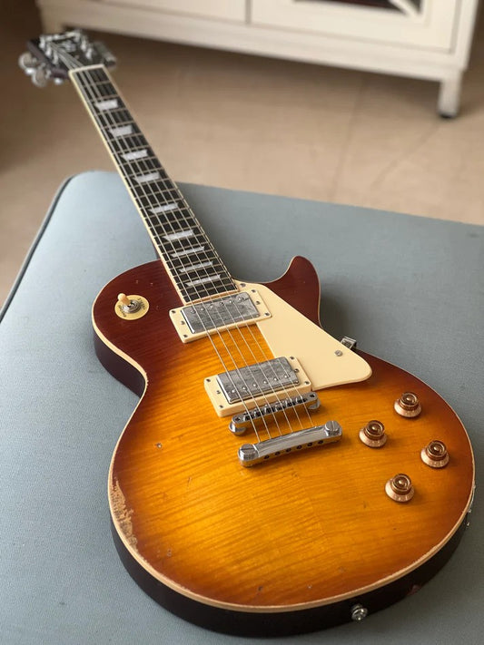 SLX Eagle Antique in Honeyburst with Nitrocellulose Lacquer (Medium Relic)