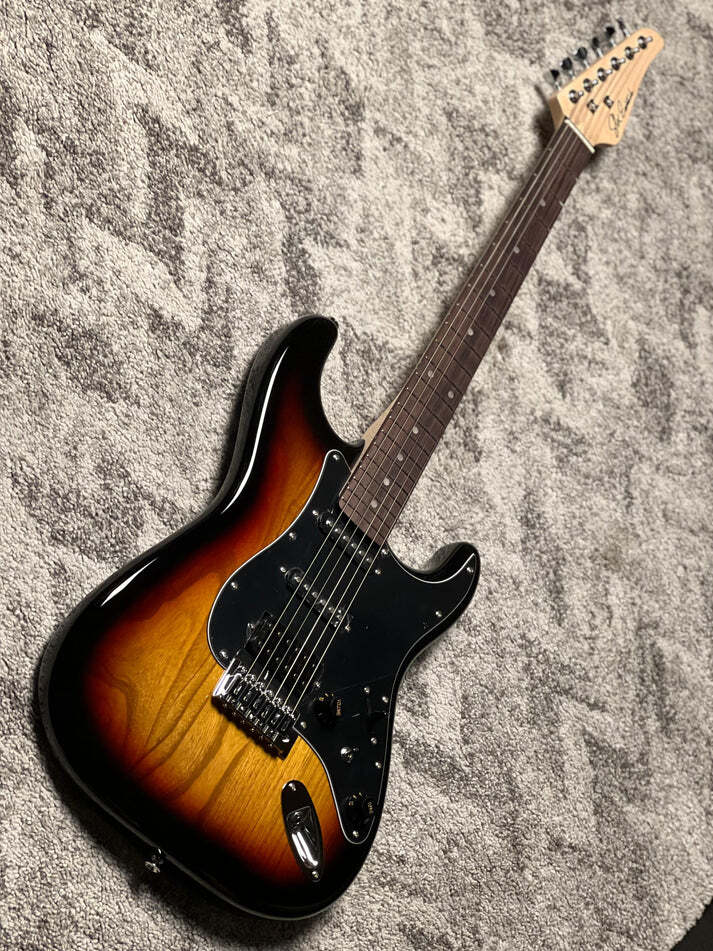 Hawk Select Essentials SLX Hawk Classic Essentials 22 HSS with Rosewood FB in in 3-Tone Sunbu ...
