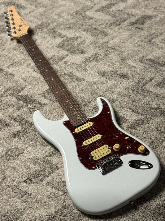 SLX Hawk Classic Essentials 22 HSS with Rosewood FB in in Olympic White