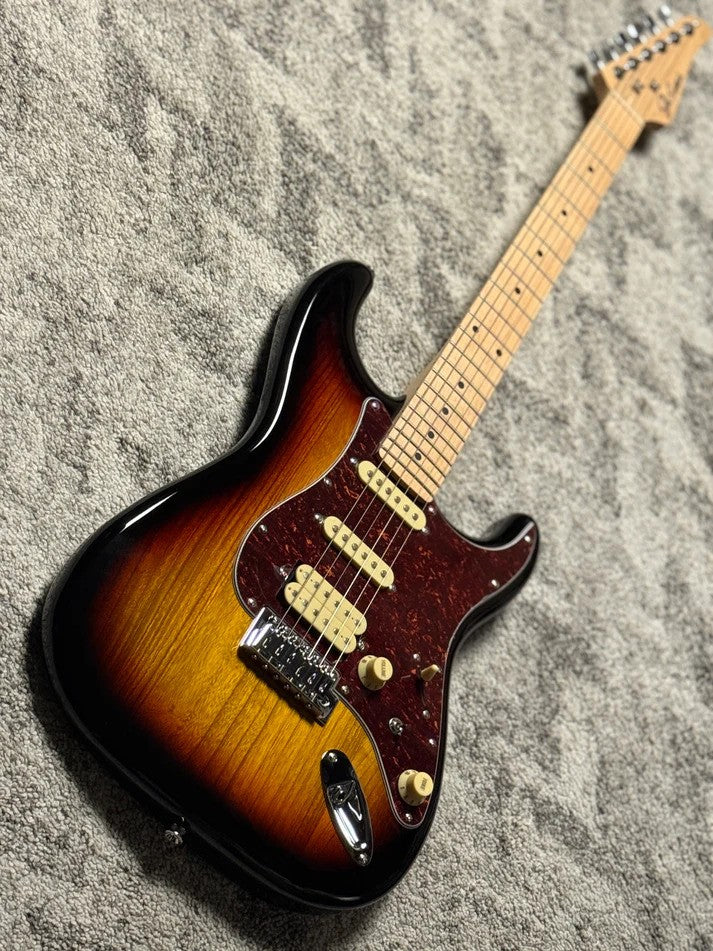 SLX Hawk Classic Essentials 22 HSS with Maple FB in in 3-Tone Sunburst