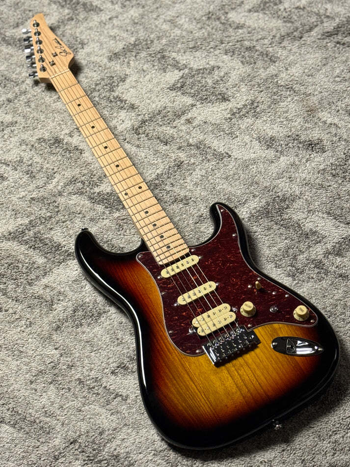 SLX Hawk Classic Essentials 22 HSS with Maple FB in in 3-Tone Sunburst