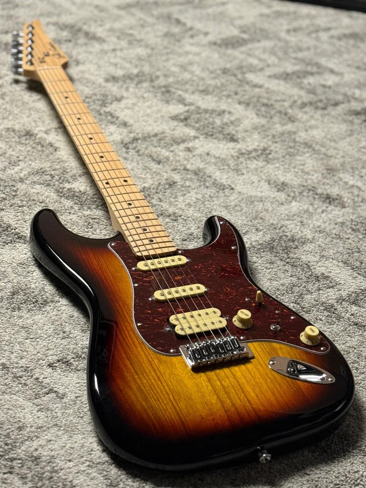 SLX Hawk Classic Essentials 22 HSS with Maple FB in in 3-Tone Sunburst