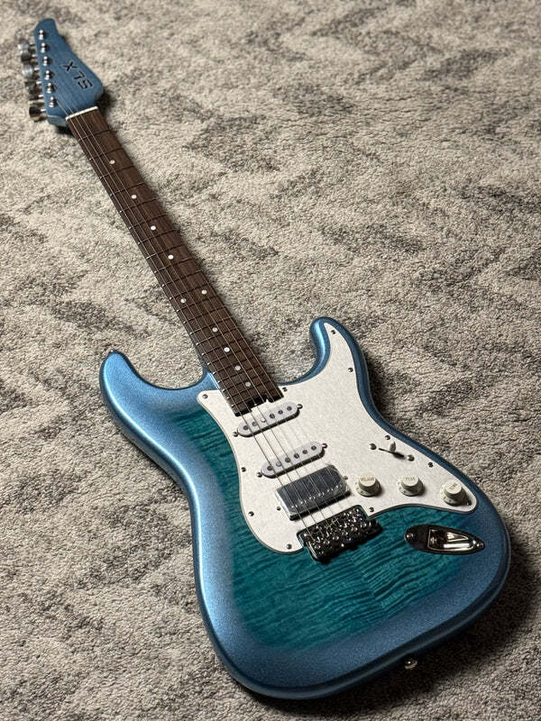 SLX Hawk Classic 22 HSS in Ice Blue Metallic Flame with Rosewood FB Limited Edition