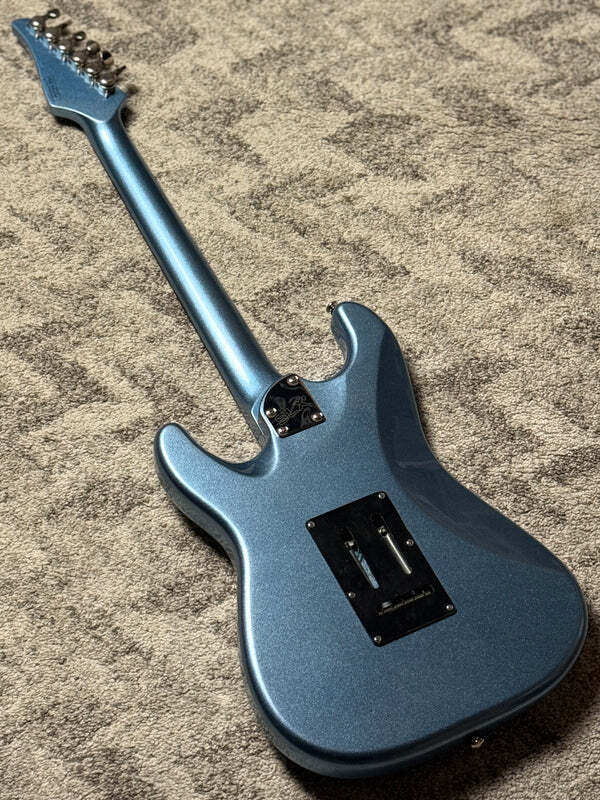 SLX Hawk Classic 22 HSS in Ice Blue Metallic Flame with Rosewood FB Limited Edition