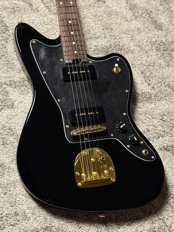 SLX Heron Classic P90 in Black with Gold Hardware