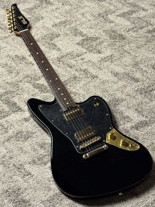 SLX Falcon Classic P90 in Black with Gold Hardware