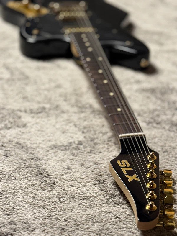 SLX Falcon Classic P90 in Black with Gold Hardware