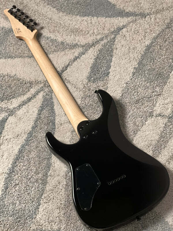 SLX Gladius Essentials 24 HH with Rosewood FB in Gloss Black