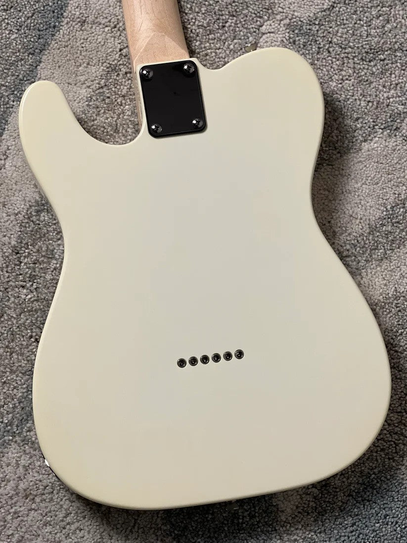 SLX Raven Classic Essentials 22 with Maple FB in Vintage White