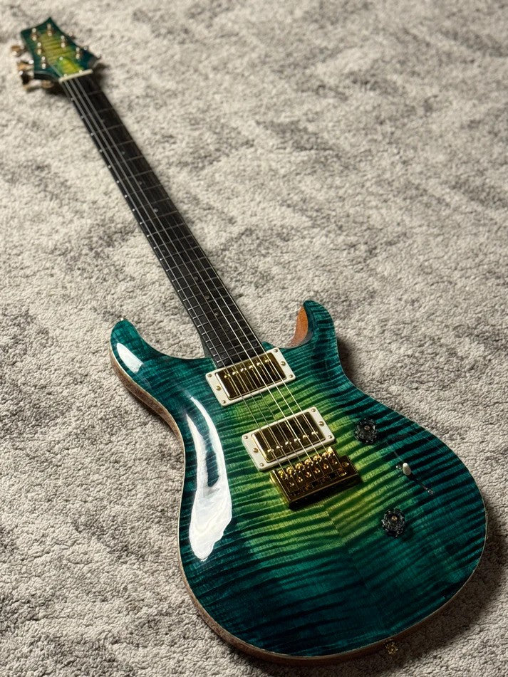 SLX Imperial 24 HH with 5A Solid Flame Top in Laguna Glow with Gold Hardware