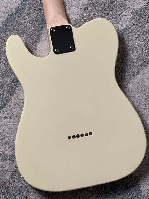 SLX Raven Classic Essentials 22 with Rosewood FB in Vintage White