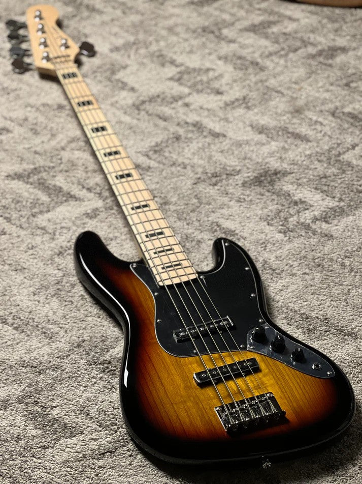 SLX Sparrow 70s Special V Essentials with Maple FB in 3-Tone Sunburst