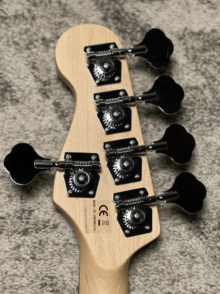 SLX Sparrow 70s Special V Essentials with Maple FB in 3-Tone Sunburst
