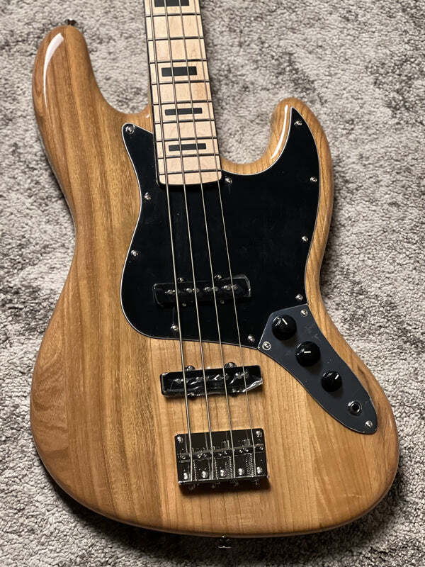 SLX Sparrow 70s Special Essentials with Maple FB in Vintage Natural